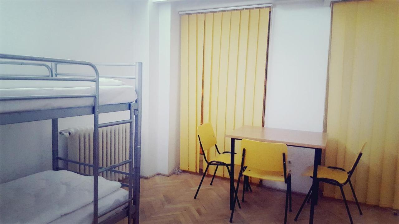 Sleep Inn Hostel 부쿠레슈티 외부 사진