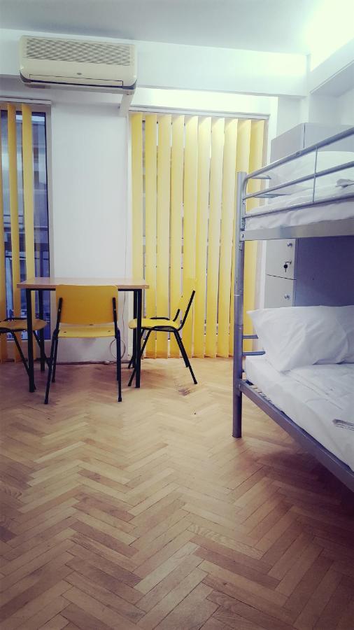 Sleep Inn Hostel 부쿠레슈티 외부 사진