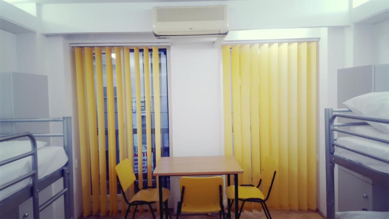 Sleep Inn Hostel 부쿠레슈티 외부 사진