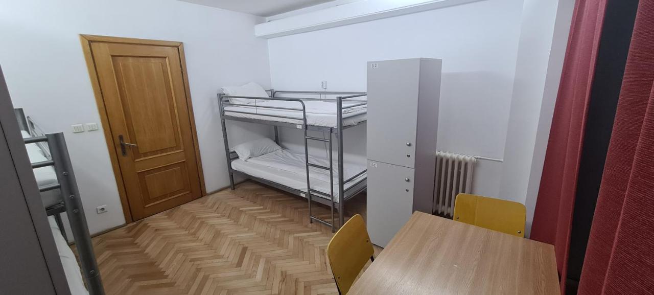 Sleep Inn Hostel 부쿠레슈티 외부 사진